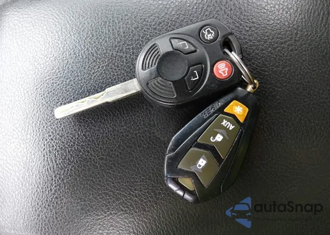 2013 Ford Focus Se z USA, uszkodzony, nr VIN 1FADP3F26DL350086